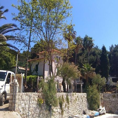 Tourist Resort Milna Vis Extérieur photo